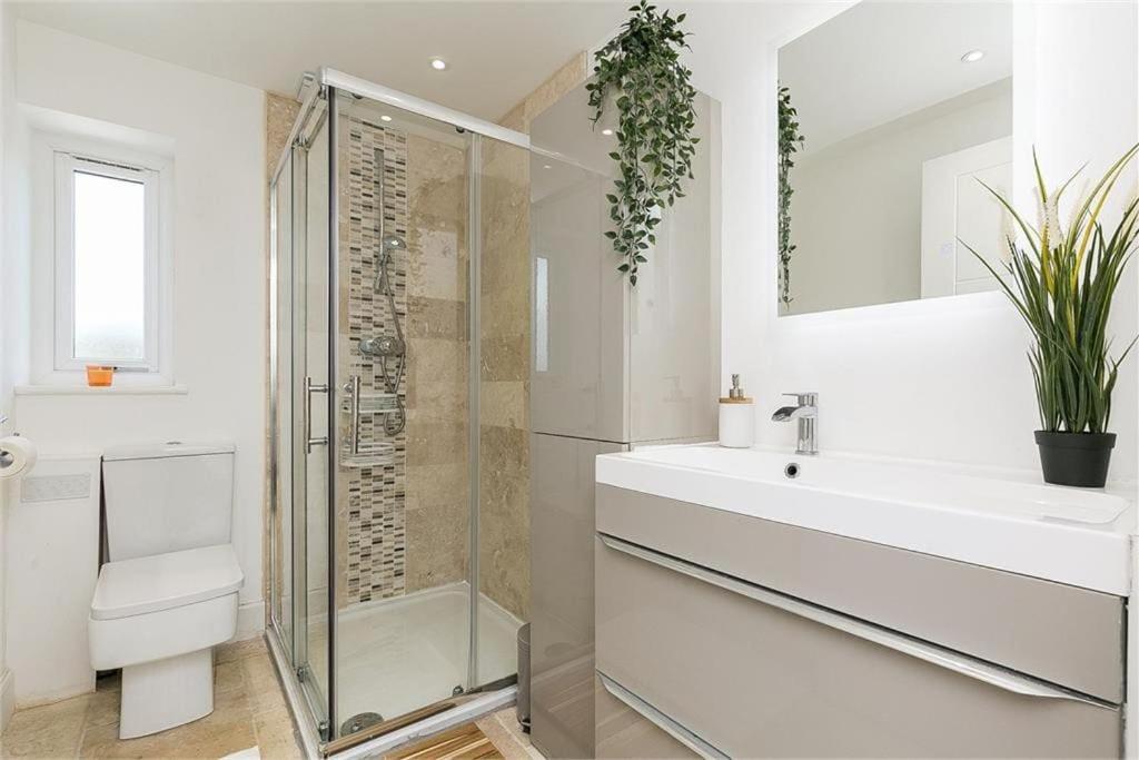 Dreghorn House 4 Bedrooms 3 Toilets 3 Reception Free Parking 233 Mbp Wifi Edinburgh Exterior photo